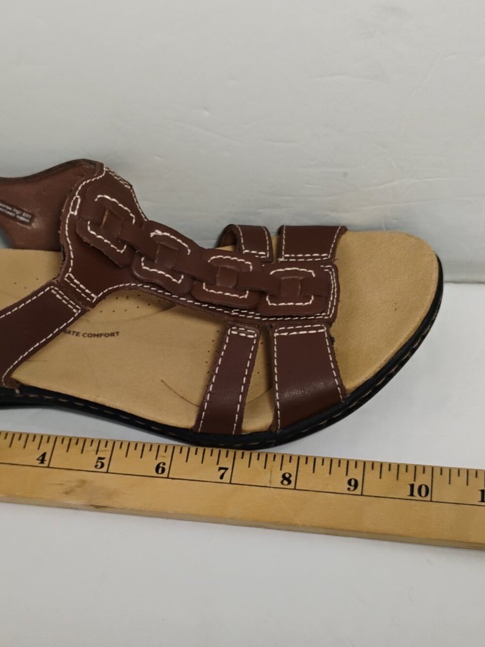 Clarks Womens 7M Sandals Brown Fx Leather EC - Picture 7 of 9